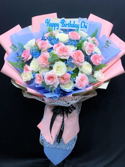 Bó Hoa Hội Nghị: Hoa tươi sắc màu rực rỡ, trang trí lịch sự và tinh tế.