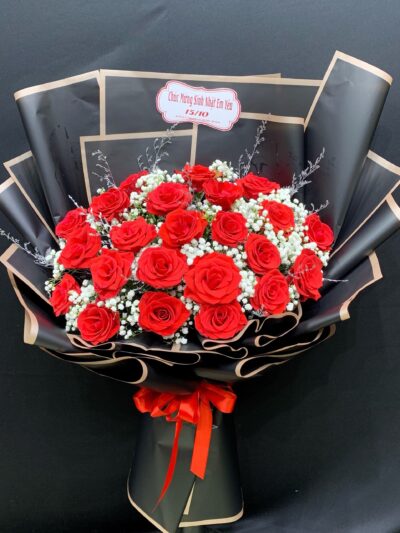 Bó hoa 20/11 đẹp: Sự hòa quyện của hoa tươi và màu sắc trang nhã, tạo thành món quà ý nghĩa để tri ân và kính mến trong ngày Nhà giáo Việt Nam.