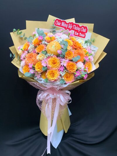 Bó hoa Hội Nghị chuyên nghiệp và tinh tế, phù hợp với môi trường doanh nghiệp và sự kiện chính thức.