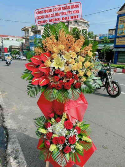 Kệ hoa đại hội tươi mới,đẹp lộng lẫy