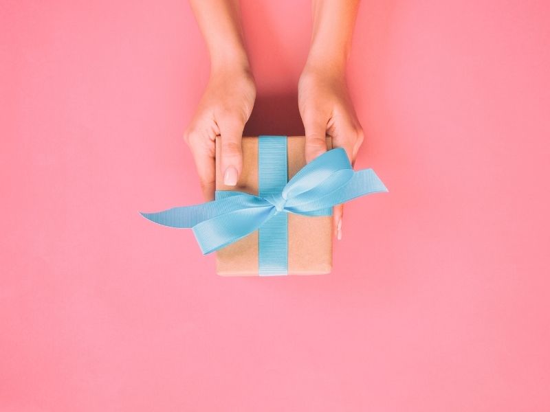 Gợi ý cách chọn quà tặng 8/3 phù hợp, ý nghĩa nhất cach-chon-qua-8-3-5